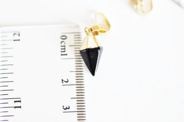 EP Pendentif howlite blanche jade noir 21mm x1 (G2620)