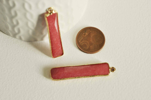 EP Pendentif rectangle jade rouge facettes doré,pendentif jade, pendentif pierre,jade naturel, jade teinté rouge,46.5mm-G1660