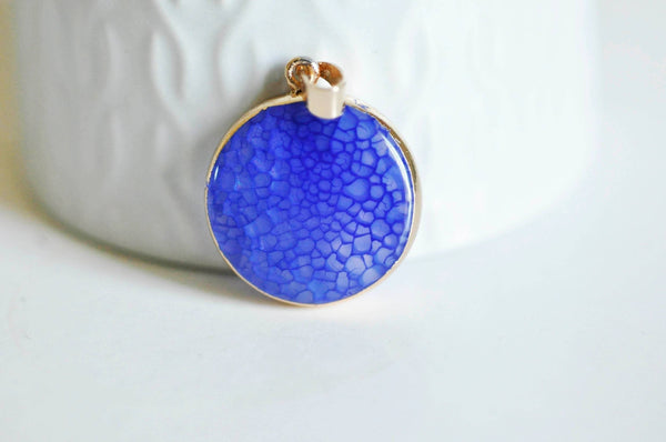 EP Pendentif rond doré agate colorée, support doré, ,agate,pierre naturelle,24mm, x1,G0384