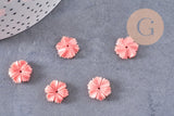 EP-Perle fleur résine rose, coral imitation beads with serrated petals, scattered on stone-like surface, ideal for jewelry making, set of five, 13mm each.