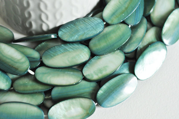 EP Perle ovale nacre verte naturelle, perle rectangulaire, coquillage teinté vert, 30mm, fil de 13-G1061