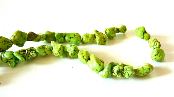 EP Perle pepite howlite verte, fournitures créatives, howlite naturelle, perle verte, perle pierre, création bijoux, 15mm, x 5-G53