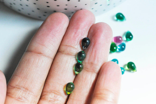 EP Perles cristal goutte MULTICOLORE 6-7mm, x 10 G4784