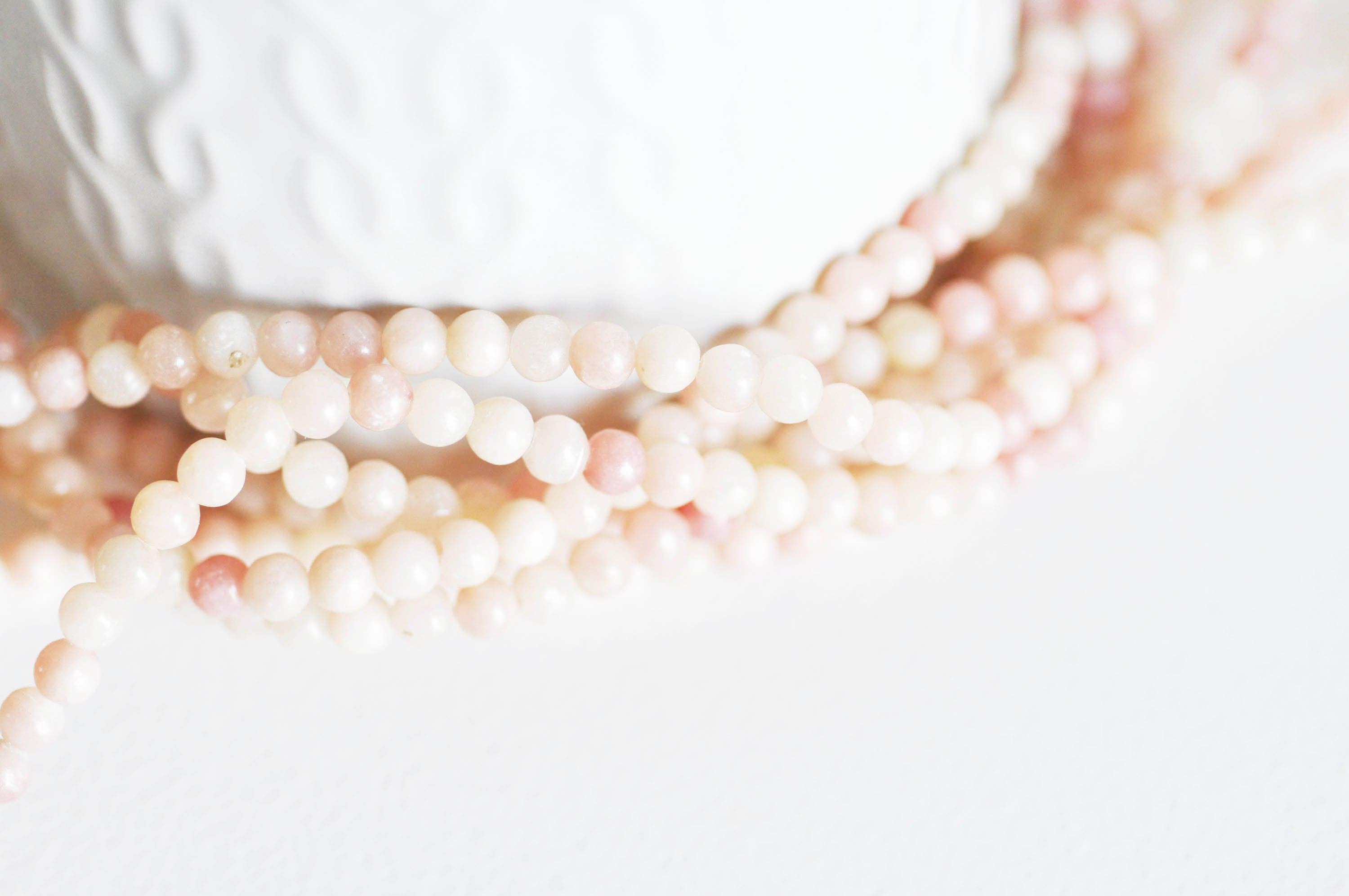 EP Perles jade rose pâle naturel 4mm, x1 fil de 50 perles (G2453)