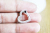 EP-fermoir à clapet coeur laiton argenté et strass 18mm, x1 (G3092)
