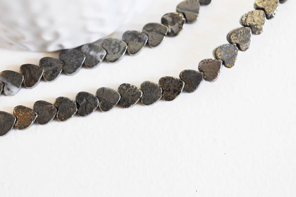 EP perles pyrite coeur,perles pyrite, fabrication bijoux, pyrite naturelle, coeur pierre pyrite,création bijoux,6mm,fil de 70 perles,G3408