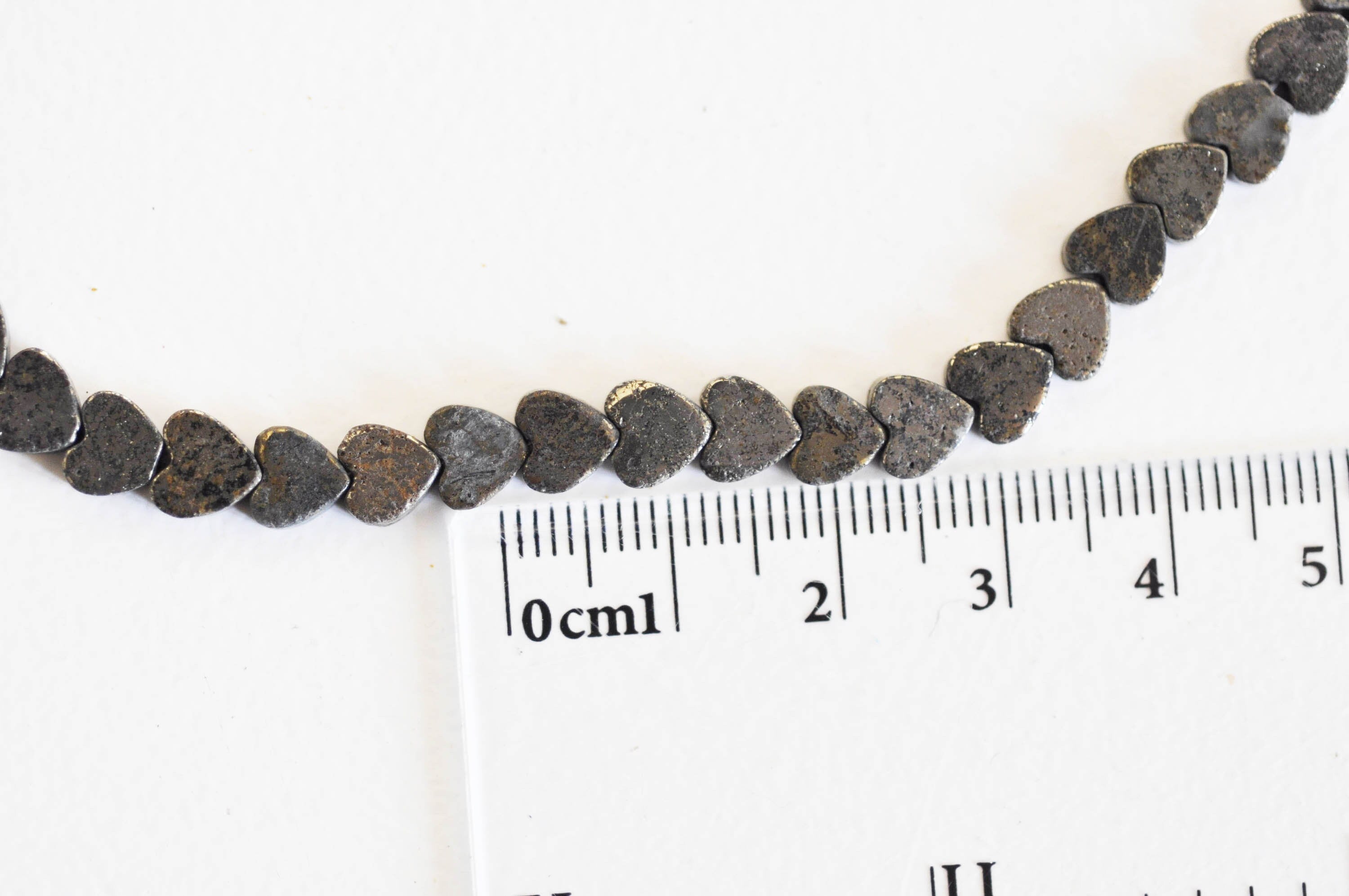 EP perles pyrite coeur,perles pyrite, fabrication bijoux, pyrite naturelle, coeur pierre pyrite,création bijoux,6mm,fil de 70 perles,G3408