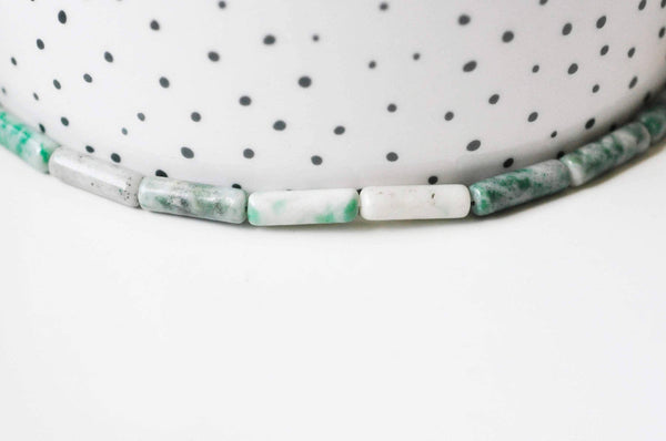 EP perles tube jade Qinghai vert, création bijoux perle pierre naturelle,13mm, le fil de 28 perles G4017