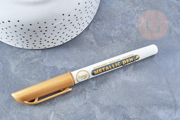 Feutre marqueur peinture métallique dorée ou argentée, x1 (G8627)