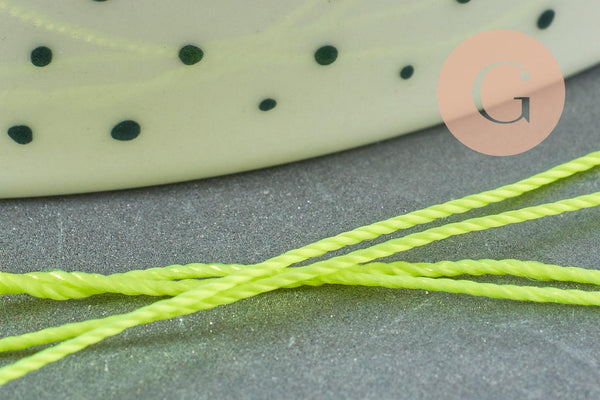 Fil jaune fluorescent nylon pour broderie couture bijoux 0.8mm, x 10 Mètres (G2882)