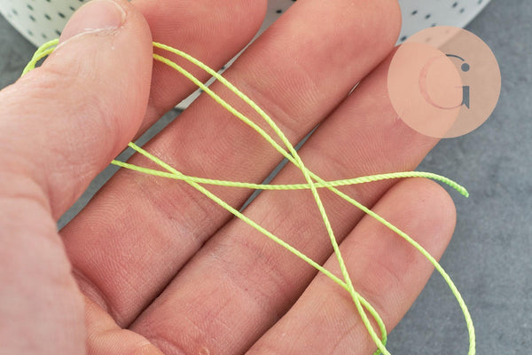 Fil jaune fluorescent nylon pour broderie couture bijoux 0.8mm, x 10 Mètres (G2882)