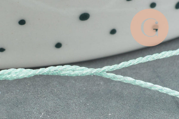 Fil vert clair métallisé, fil original, création bijoux, fil Couture broderie,fil vert, diamètre 0.8mm, x10 Mètres G2113