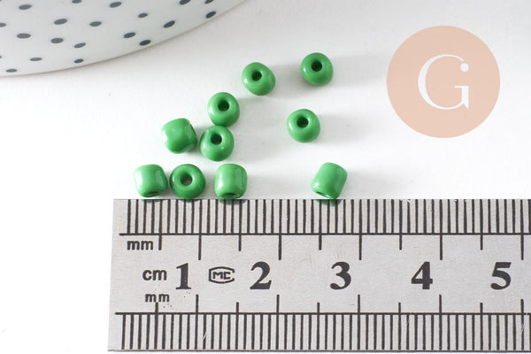 Grosses perles rocaille vert 4mm, x10Gr (G3816)