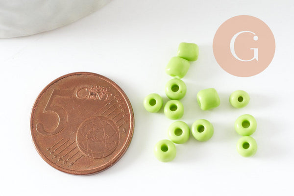 Grosses perles rocaille vert clair 4mm, x10 Gr (G1593)