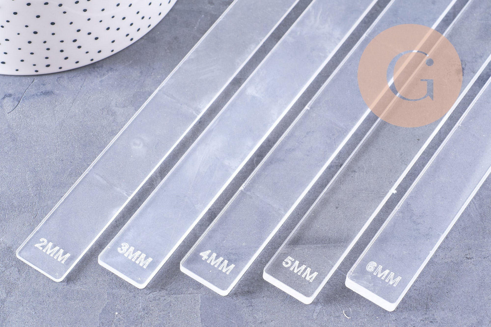 Guide de profondeur pour pâte polymère acrylique transparent 2-3-4-5-6mm, x2 (G10708)