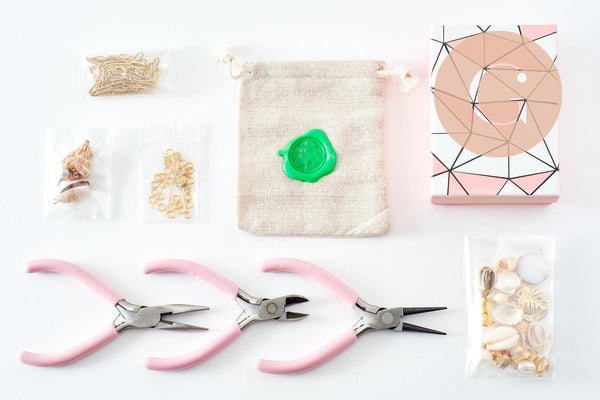 Kit Bracelet + Collier DIY – Thème Mystique / Océan / Fruits – Breloques + Chaîne Dorée – Idéal débutante & cadeau, x1 (G9554)