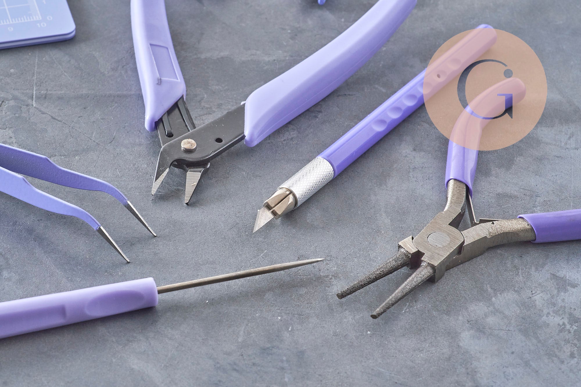 Kit Outils Débutant pour DIY- les indispensables pour débuter en DIY (G11083) ATTENDRE POUR MISE EN LIGNE