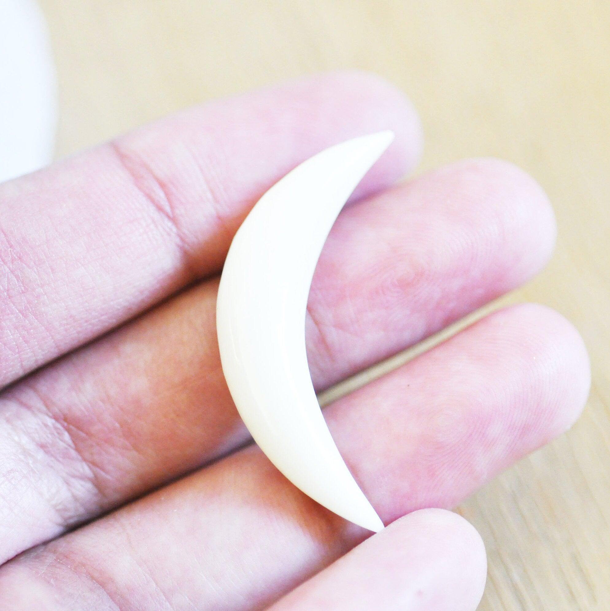 Lune corne blanche naturelle 8mm, Septum piercing écarteur corne naturelle x1 G3129