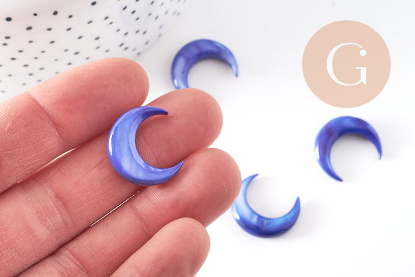 Lune nacre bleue naturelle, pendentif lune, coquillage teinté,non percé, Pendentif nacre, 18x20mm, X1 (G2779)