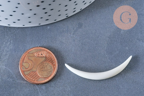 Pendentif Lune corne blanche naturelle 44x4mm, pendentif lune en corne naturelle blanche, création bijoux, x1, - G6492