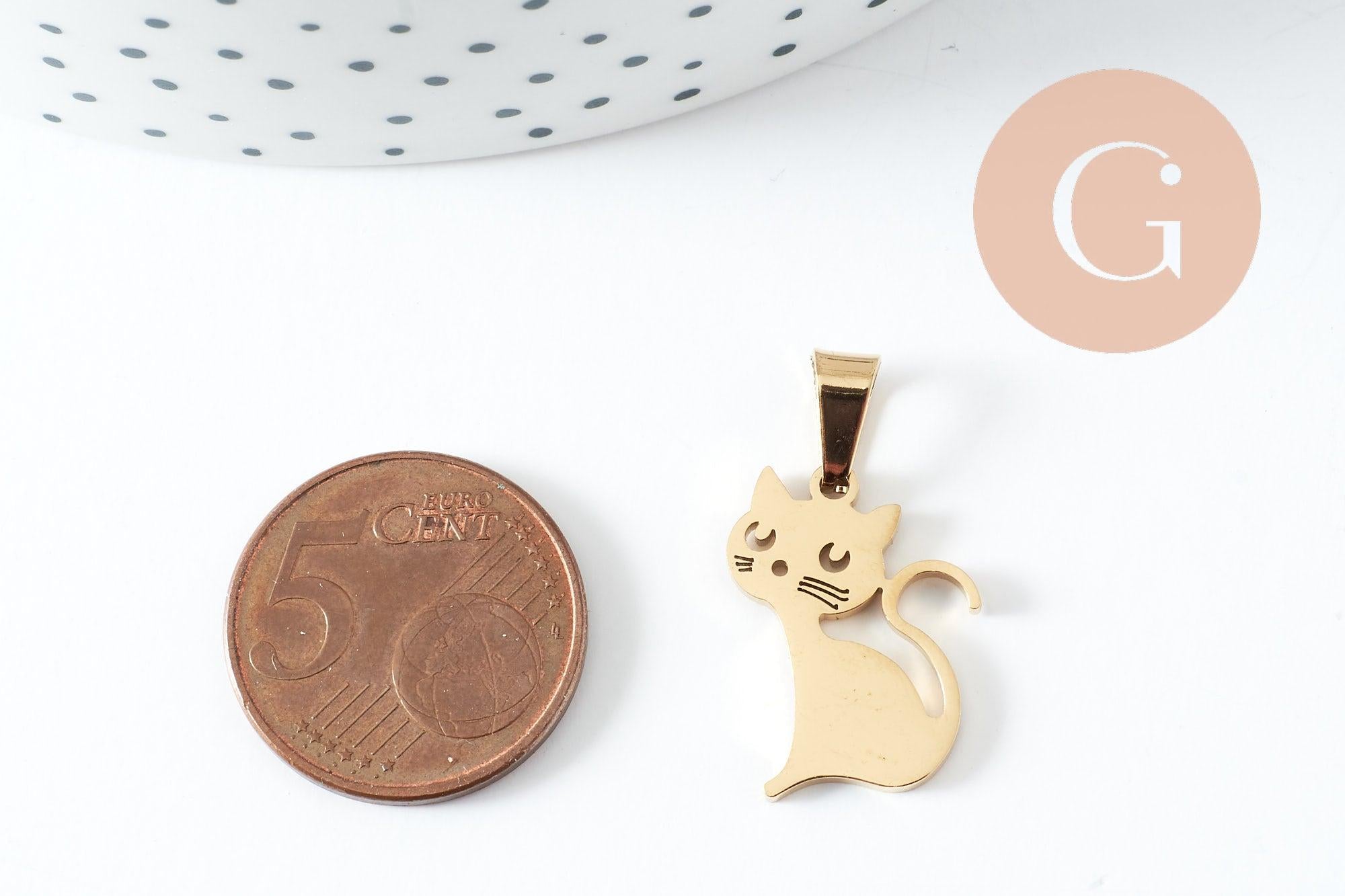 Pendentif chat manga assis acier 304 doré inoxydable 20mm, x1 (G9927)