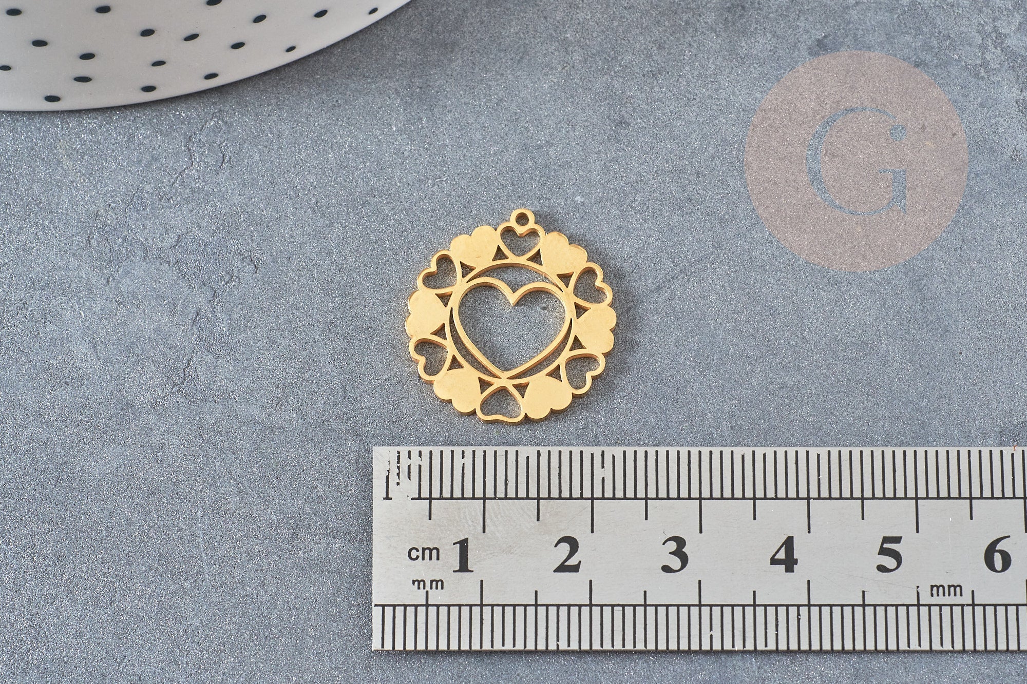 Pendentif coeur évidé acier 201 doré inoxydable 21mm, x1 (G4829)