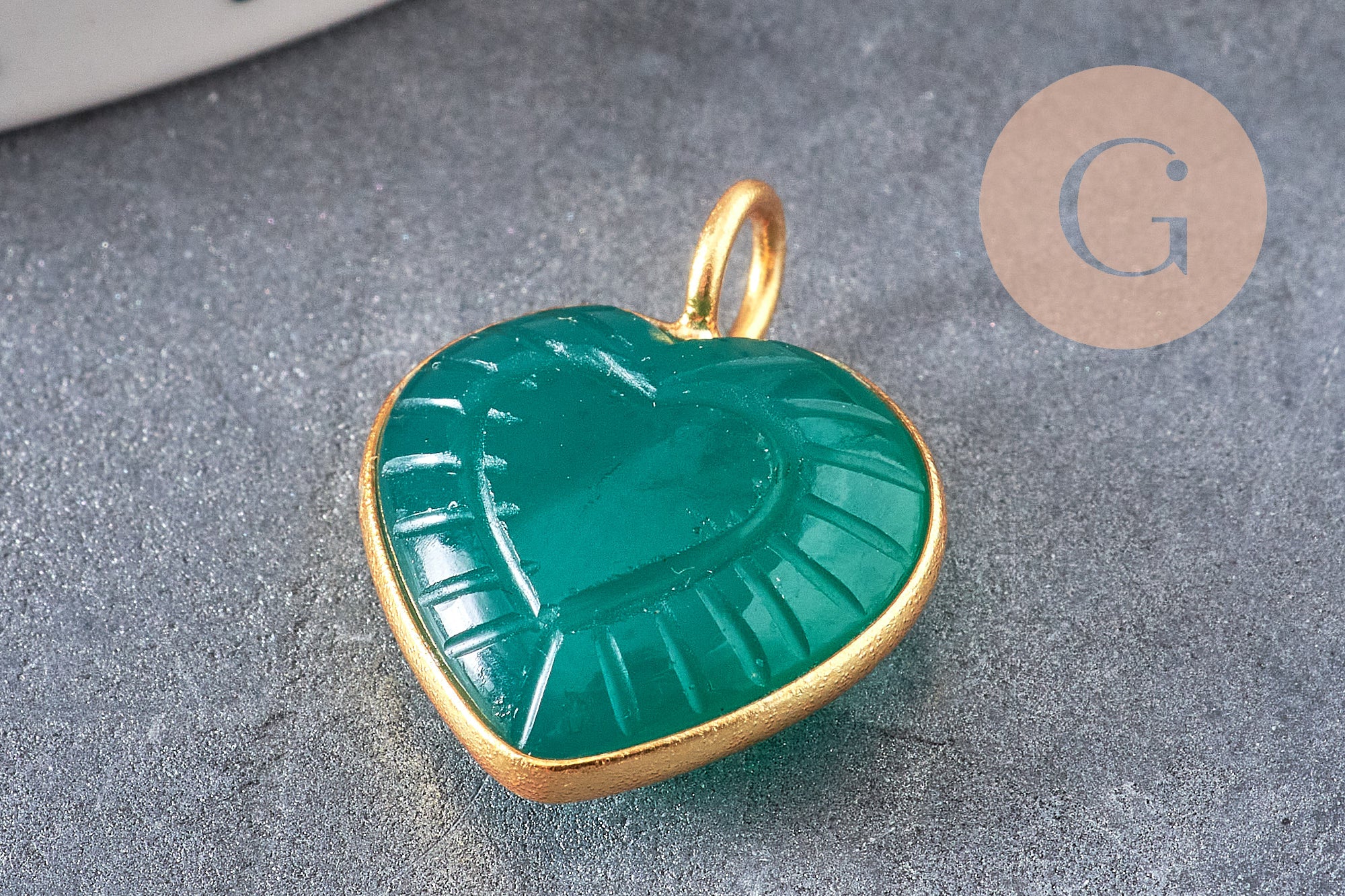 Pendentif coeur gravé pierre naturelle rose naturel argent 925 doré 18K 14mm, x1 (G10843)