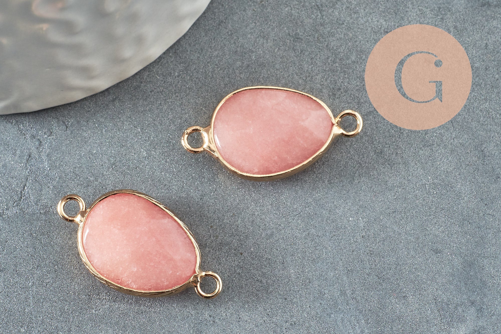 Pendentif connecteur jade naturel teinté rose laiton doré 27.5mm, x1 (G6407)