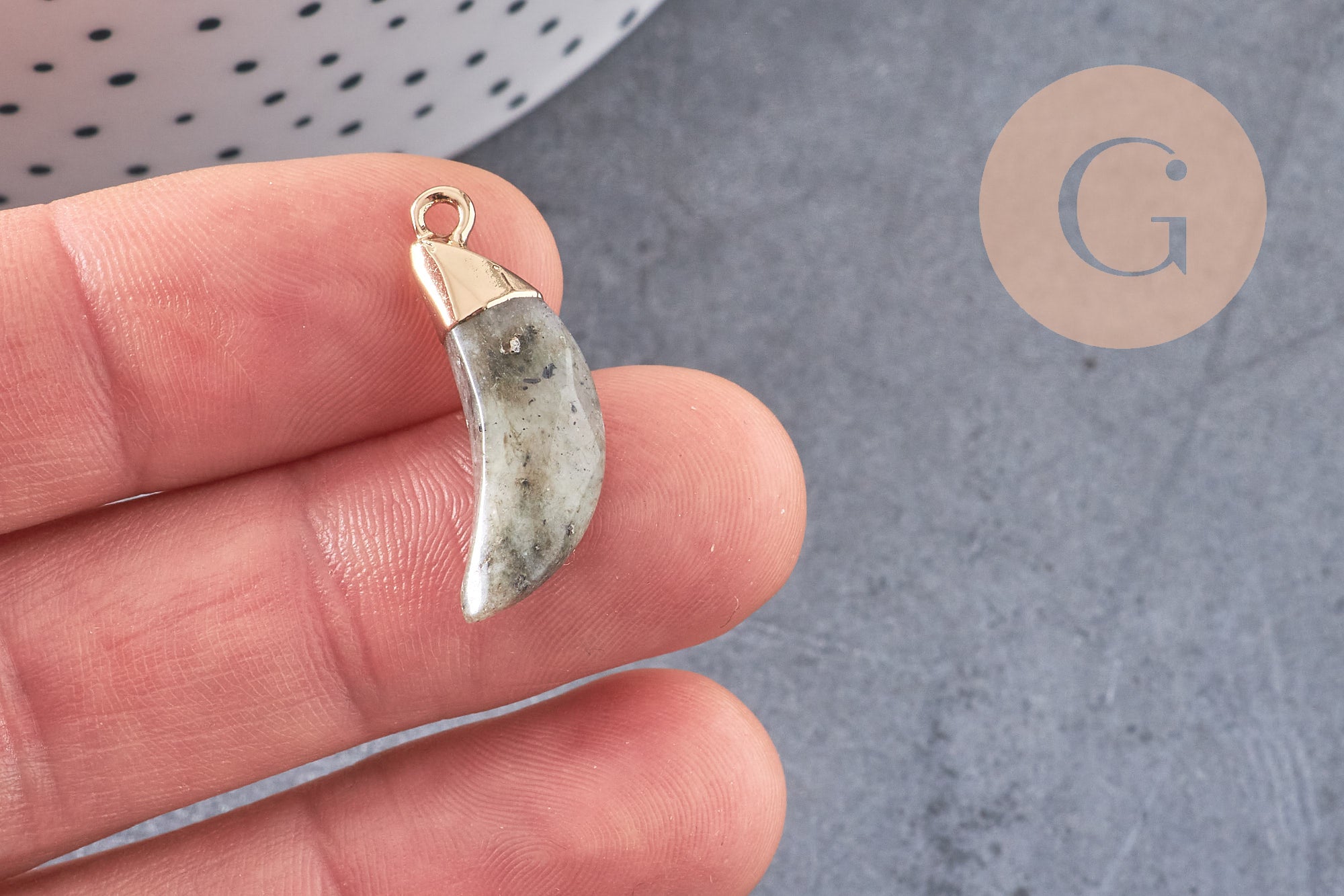 Pendentif corne labradorite, pierre, pendentif pierre,labradorite naturelle ,26mm, x1 (G0722)