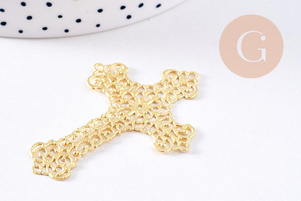 Pendentif croix laiton dentelle laiton brut 52mm, x1 (G10695)