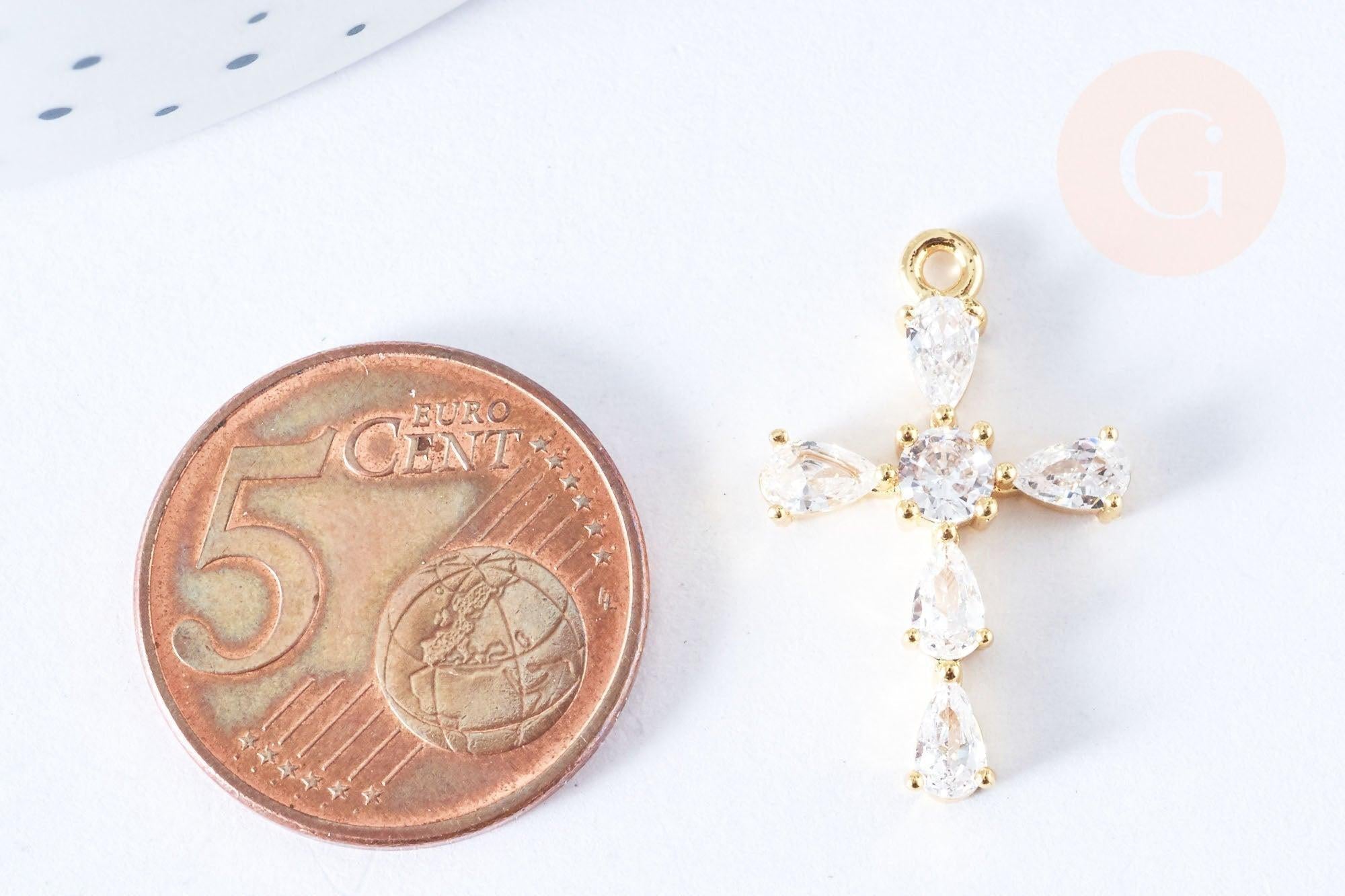 Pendentif croix laiton doré 18k zircons blancs transparents 24mm, création bijoux porte bonheur en zircon, x1 (G6988)