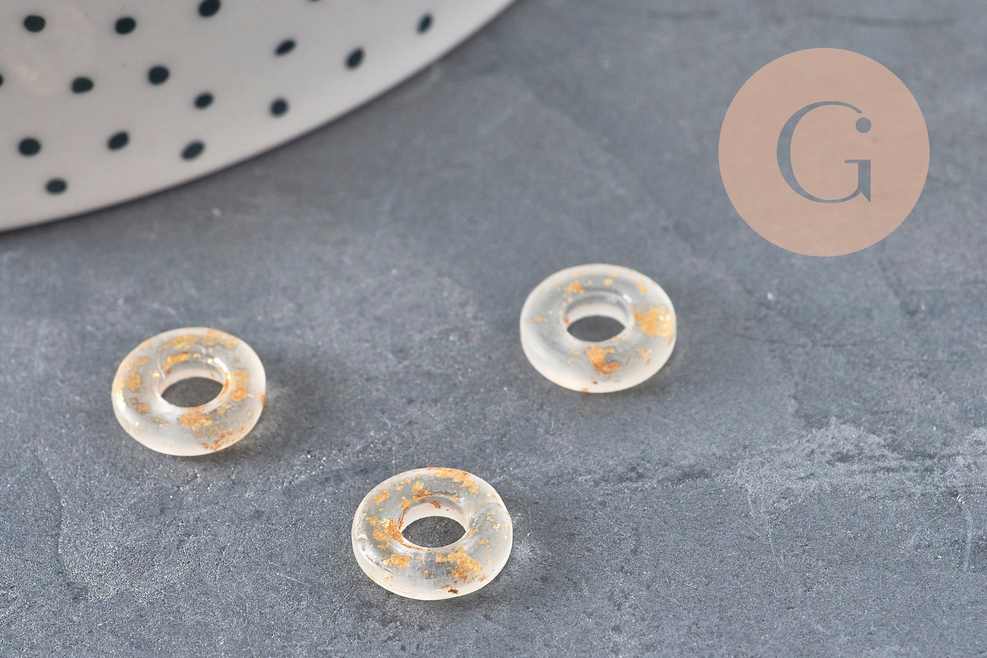 Colgante donut de cristal transparente y lámina de oro, un colgante redondo de cristal para tus creaciones de joyas, 15x3mm, x 10 (G3299)