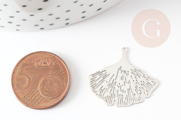 Pendentif estampe filigrane feuille gingko laiton argenté, Pendentif très fin et léger, 25x22mm x2 (G3700)