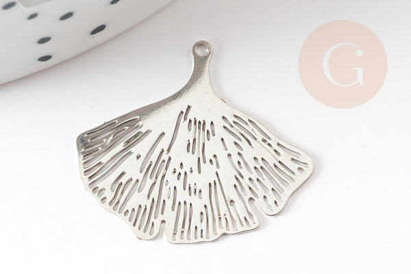 Pendentif estampe filigrane feuille gingko laiton argenté, Pendentif très fin et léger, 25x22mm x2 (G3700)