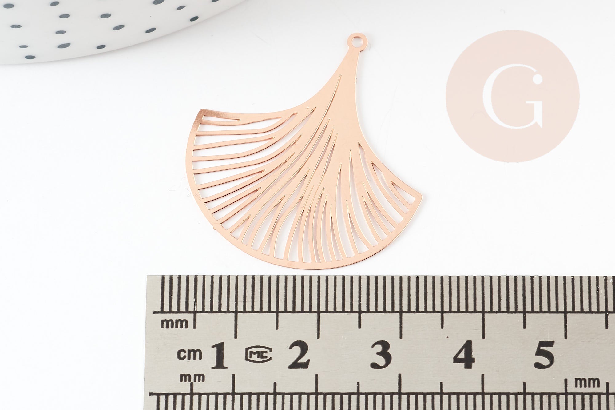Pendentif estampe filigrane feuille gingko laiton or rose, Pendentif très fin et léger, 30x32m, x2m G3692