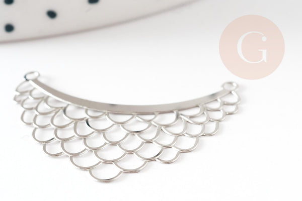 Pendentif estampe filigrane pyramide plastron acier inoxydable 201 platine 22x30mm, Pendentif fin et léger argenté, x2 (G4112)