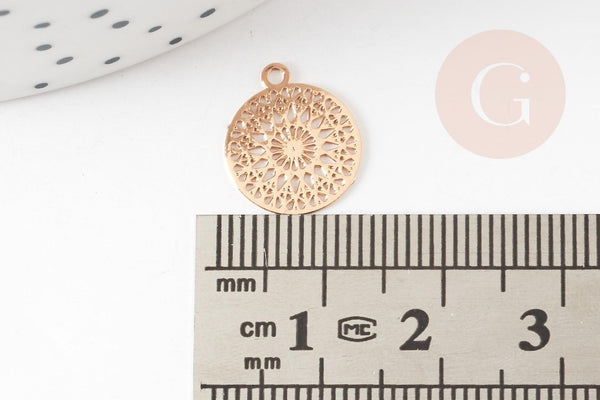 Pendentif estampe filigrane rond fleur dentelle laiton doré clair 14mm, Pendentif léger pour création bijoux or, x2 (G9290)