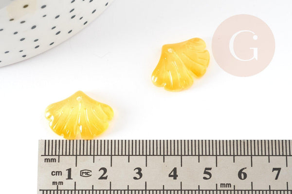 Pendentif feuille gingko verre jaune 15x20mm, x10 (G4701)