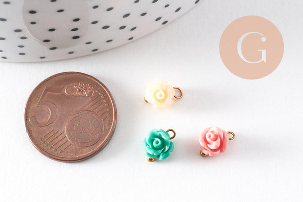Pendentif fleur de rose résine multicolore support laiton doré 9x7mm, x10 (G4571)