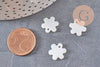 Pendentif fleur nacre blanche naturelle, perle fleur,nacre naturelle,coquillage blanc,13mm, x10 G1060