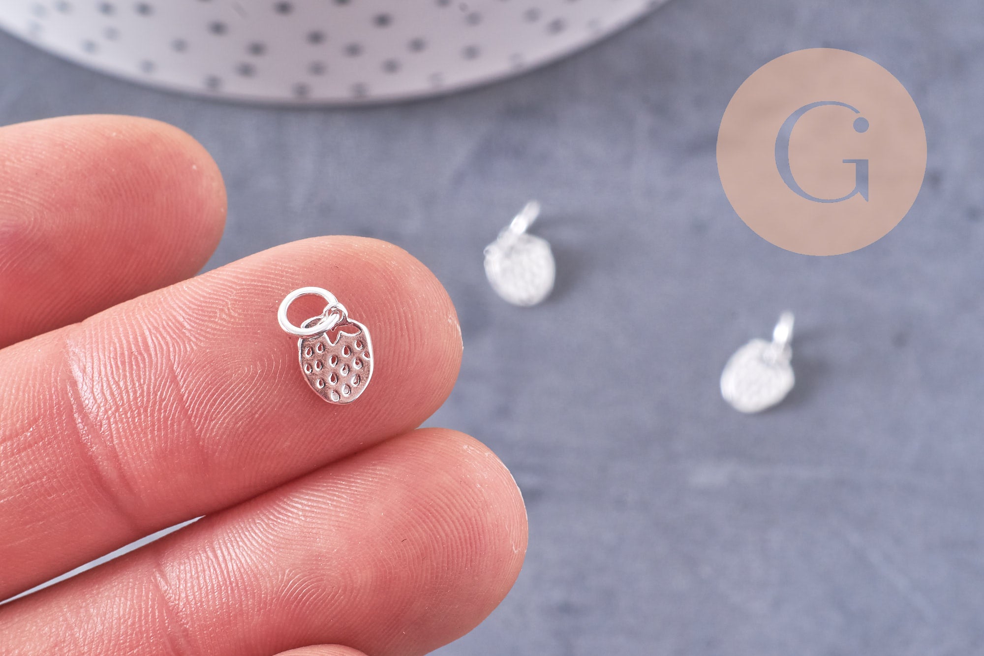 Pendentif fraise argent massif 925 8mm, x1 (G10702)