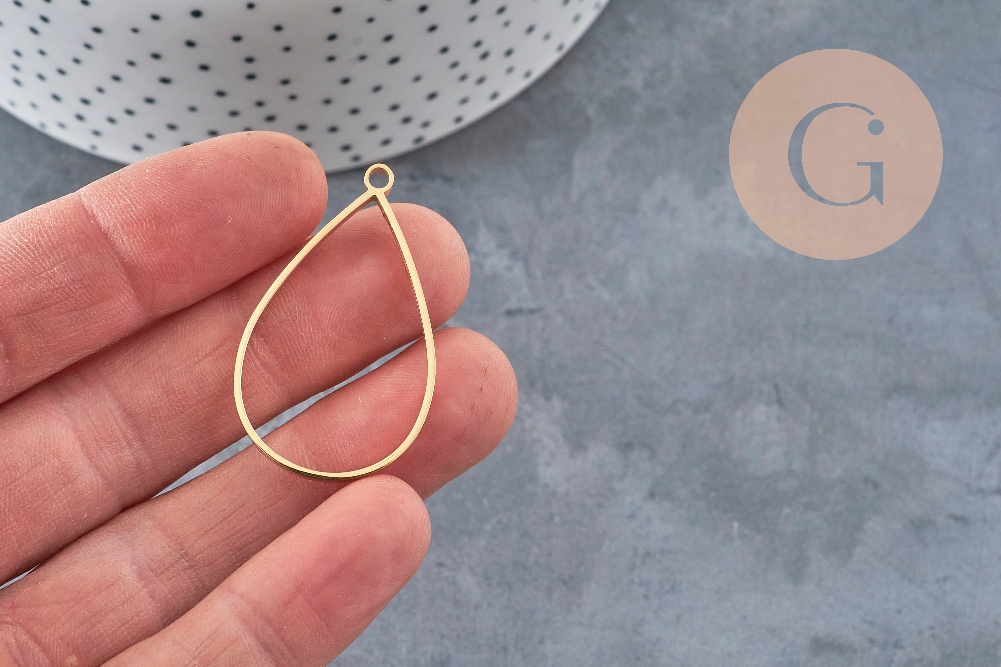 34mm Gold Plated 304 Stainless Steel Open-back Teardrop Pendant, x1 (G11248)