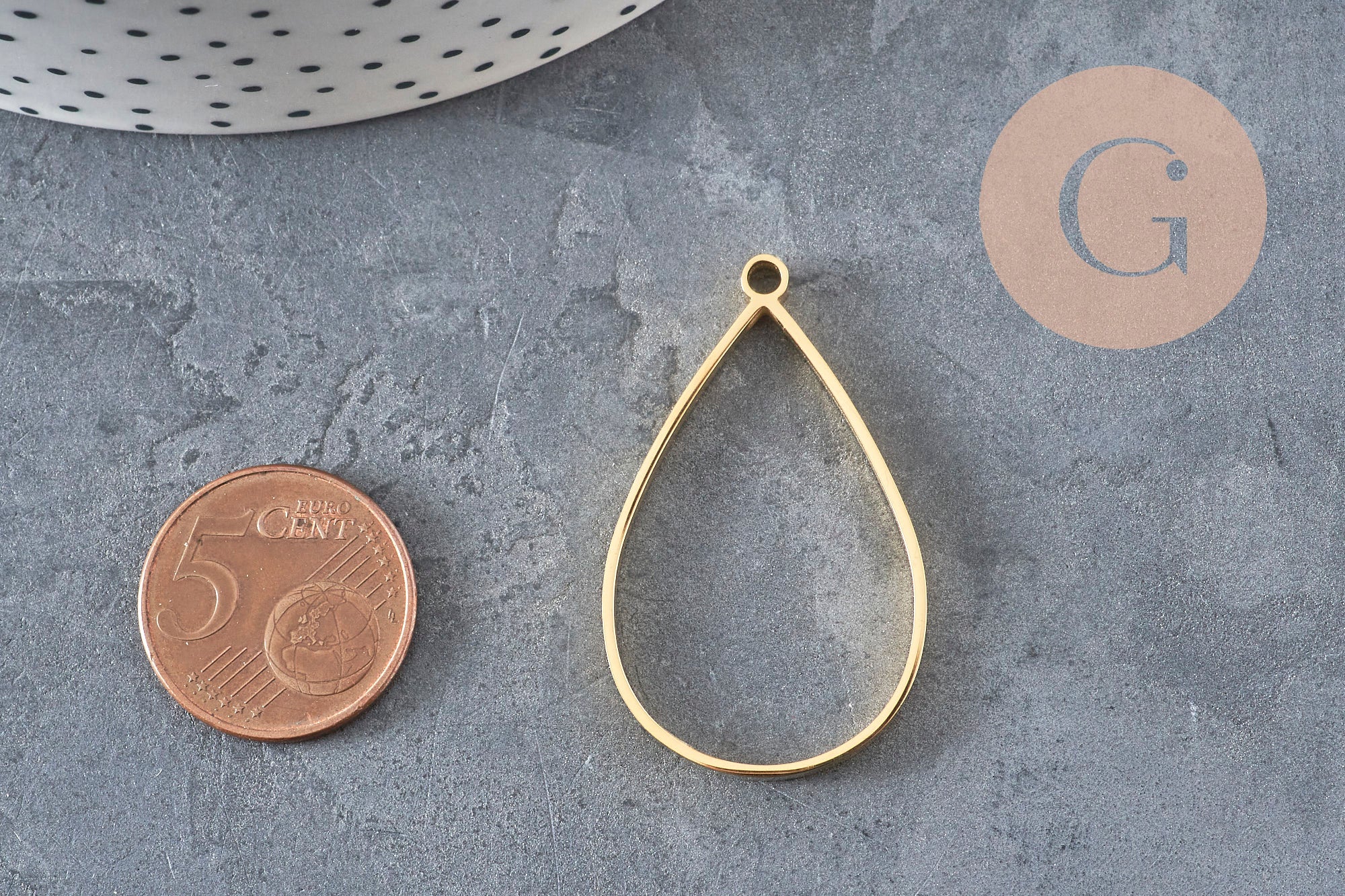 34mm Gold Plated 304 Stainless Steel Open-back Teardrop Pendant, x1 (G11248)
