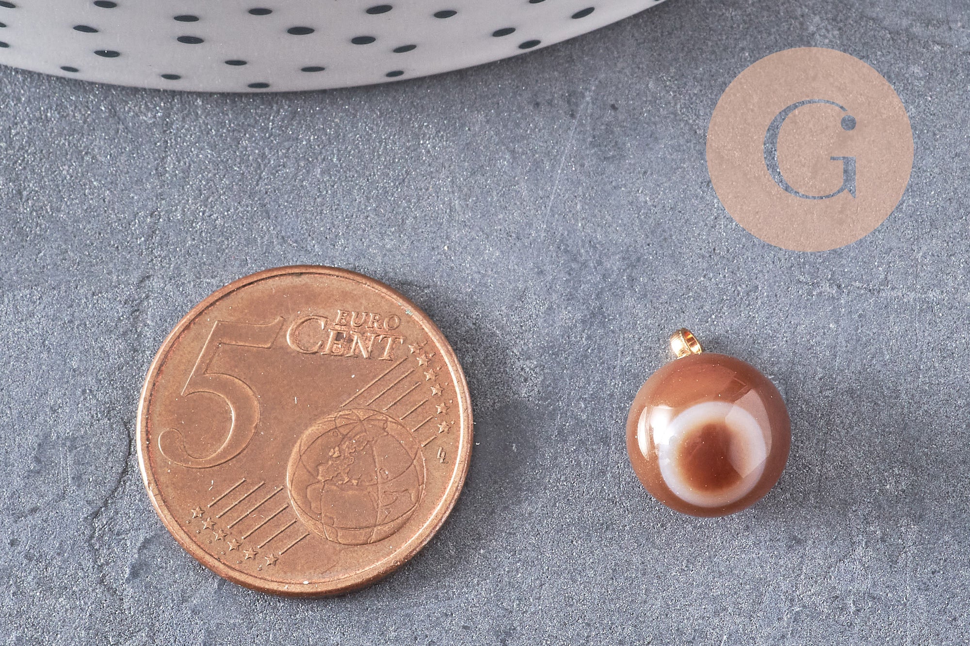Pendentif goutte rond agate noire rayée laiton doré 14mm, x1 (G4787)