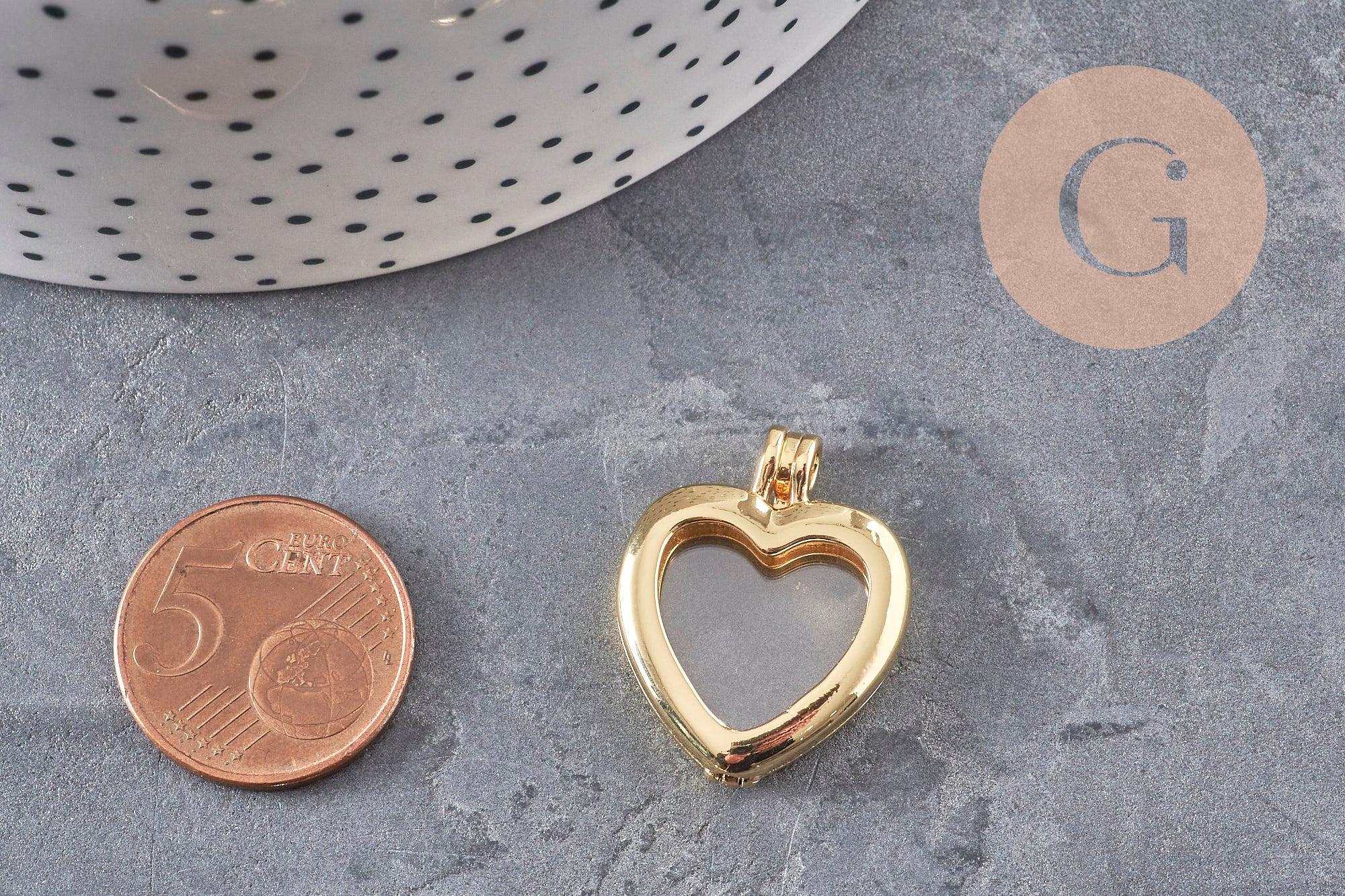 Pendentif locket cœur vitrine laiton doré 16K 26mm (G11141)