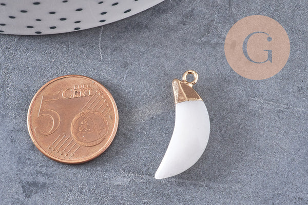 Pendentif lune jade howlite laiton doré 26mm, x1 (G1450)