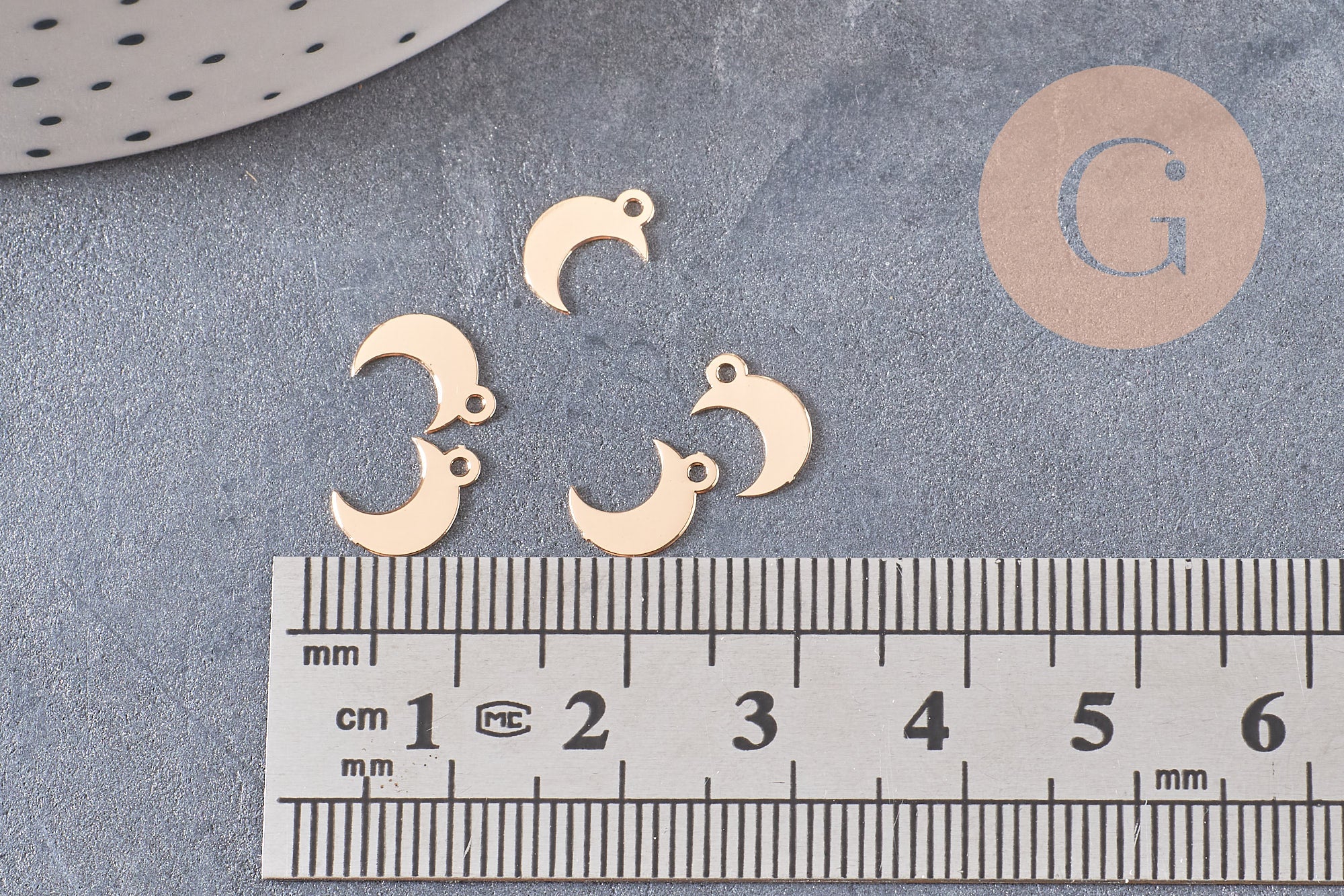 Pendentif lune laiton doré brossé 9mm, x10 (G10554)
