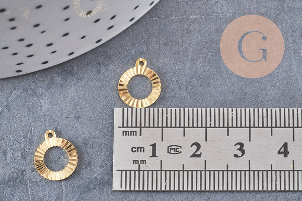 Pendentif médaille cerle texturée laiton brut, apprêt doré, sans nickel,médaille dorée, médaille ronde,10mm, x5 (G2826)