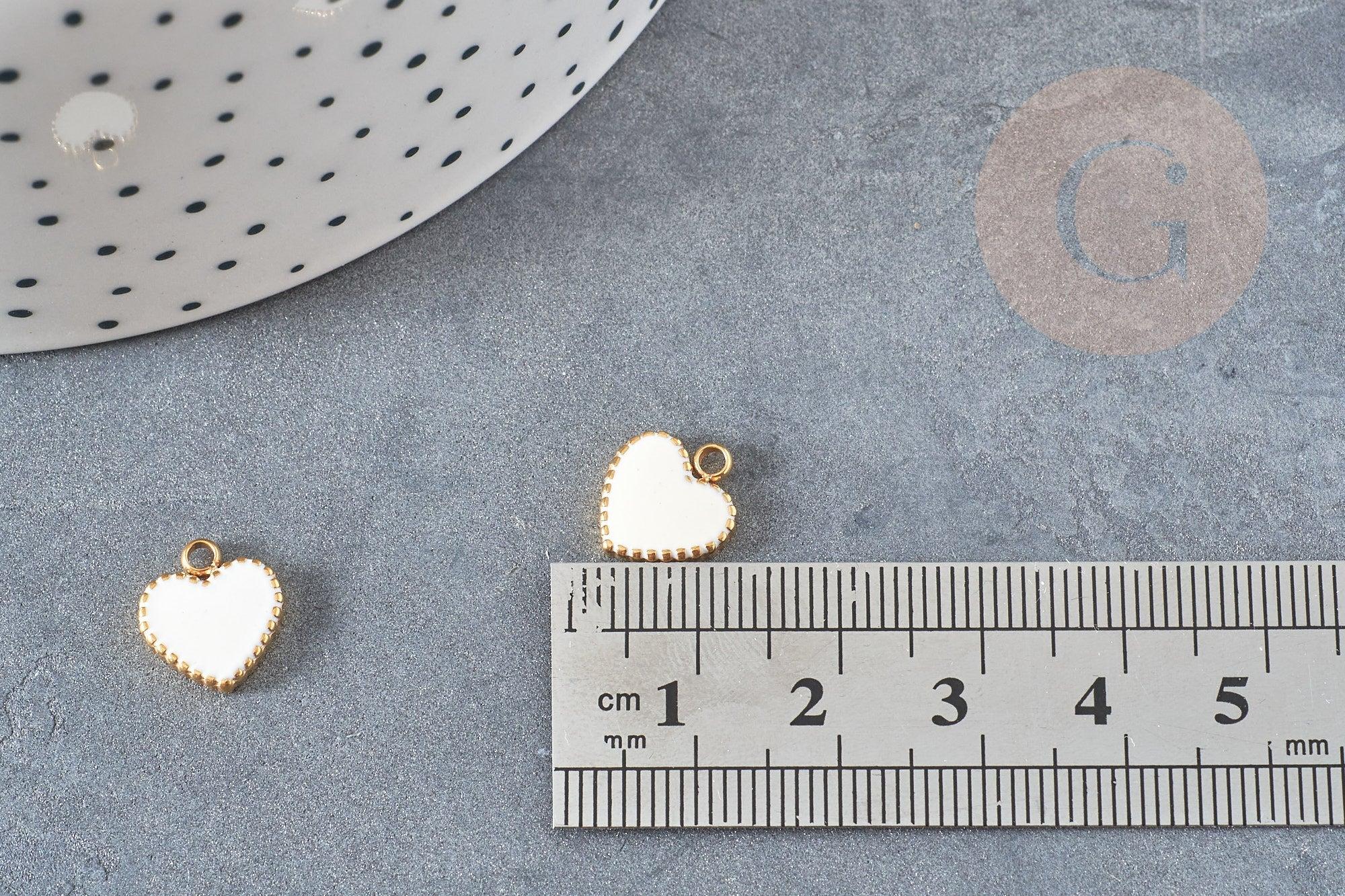 Pendentif médaille coeur acier 304 inoxydable doré émail blanc 11mm, x1 (G4884)