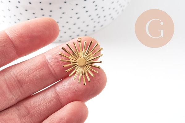 Pendentif médaille coeur soleil laiton brut, apprêt doré sans nickel, médaille dorée en laiton brut,26x24mm, X2 G3223